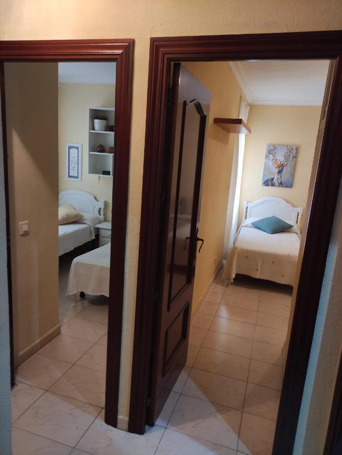 Amplio Piso Junto A Playa Victoria Apartman Cádiz Kültér fotó