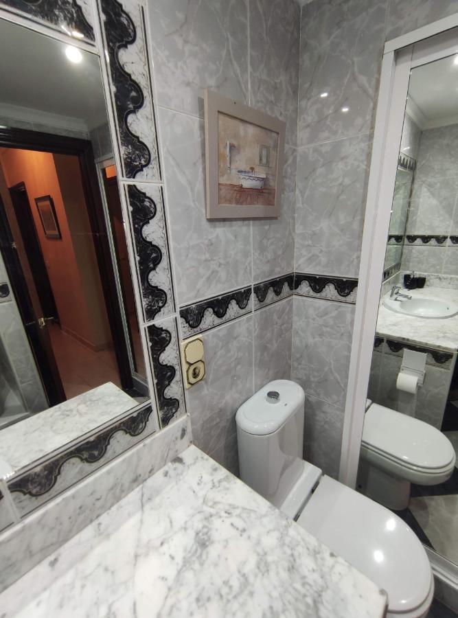 Amplio Piso Junto A Playa Victoria Apartman Cádiz Kültér fotó